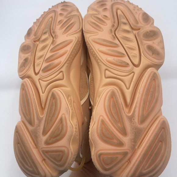 Adidas Ozweego “Glow Orange” sz 5.5 - Picture 5 of 6